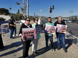 وقفة احتجاجية تنديدا بالاعتداءات الاجرامية على الصحافيين