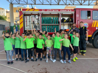 يوم تعليمي وعملي لوحدة الاطفاء والطوارئ في بلدية الطيبة بمدرسة الحكمة